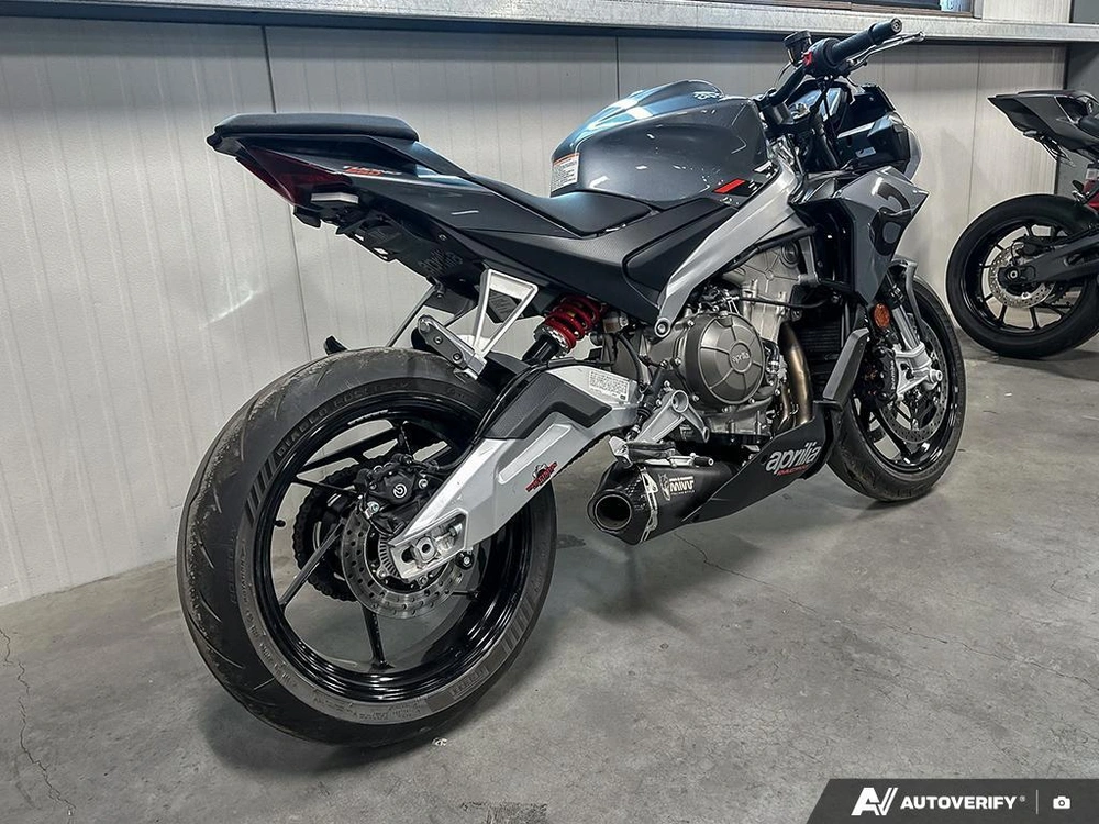 2023 Aprilia Tuono 660 alt