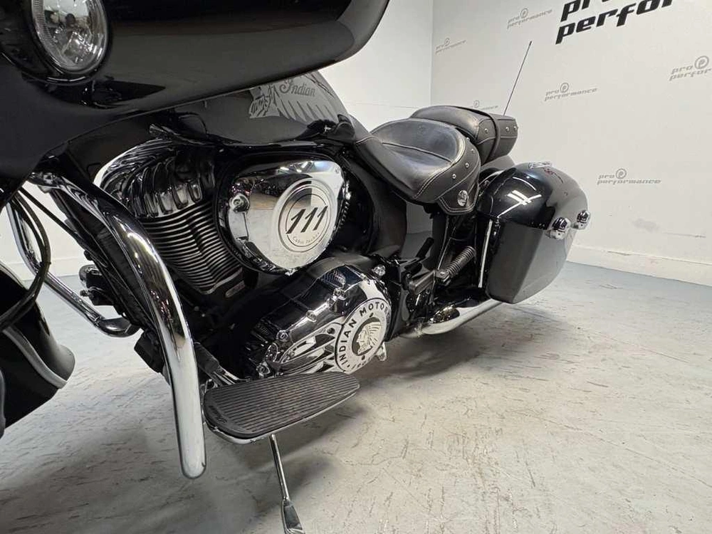 Indian Motorcycle Chieftain 2017 alt
