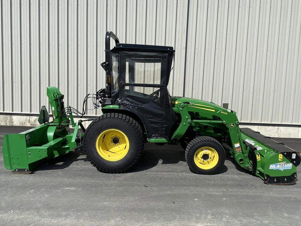 John Deere 3025e 2022 alt