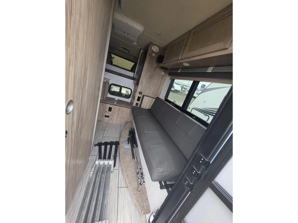 Palomino Real-lite 1803 2021 alt