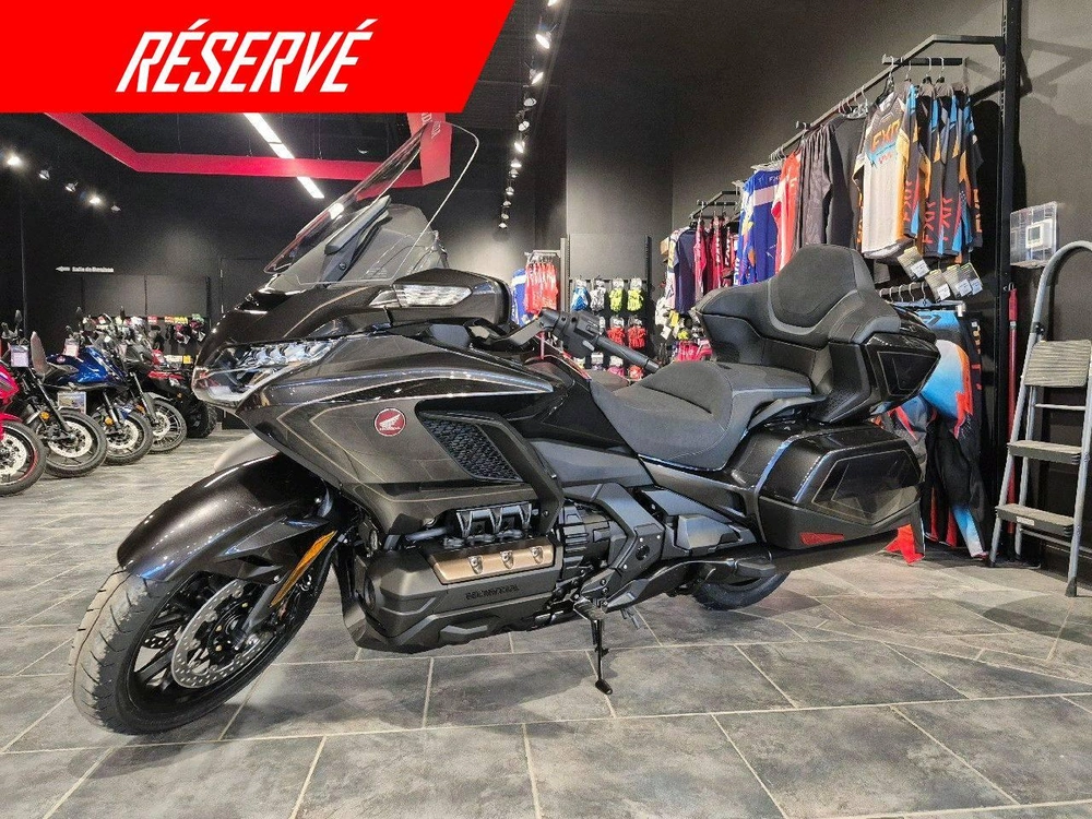 Honda Gold Wing Tour Dct 2026 alt