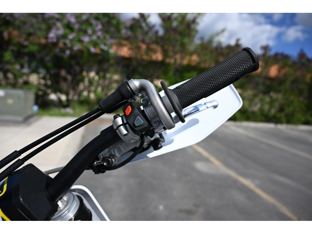 2025 Husqvarna Fx 350 alt