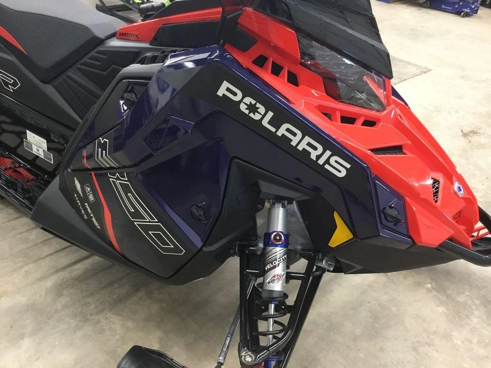 2025 Polaris 850 Indy Xcr 136 Midnight Blue Metallic / Indy Red alt