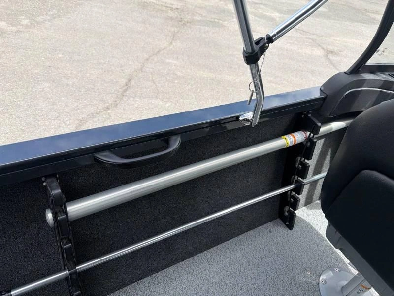 Crestliner 1750 Hawk Wt Jumpseat Argent 2026 alt