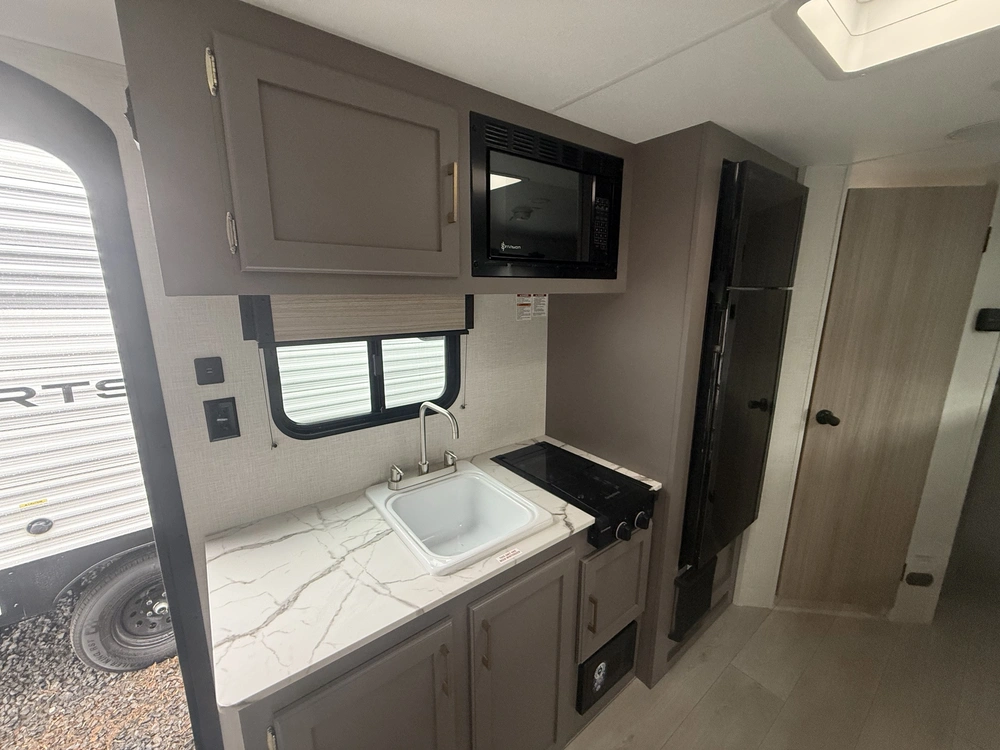 2026 Kz-rv Sportsmen Classic 180bh alt