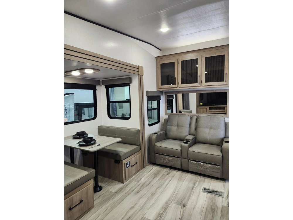 Keystone Rv Coleman 2400 Rex 2026 alt