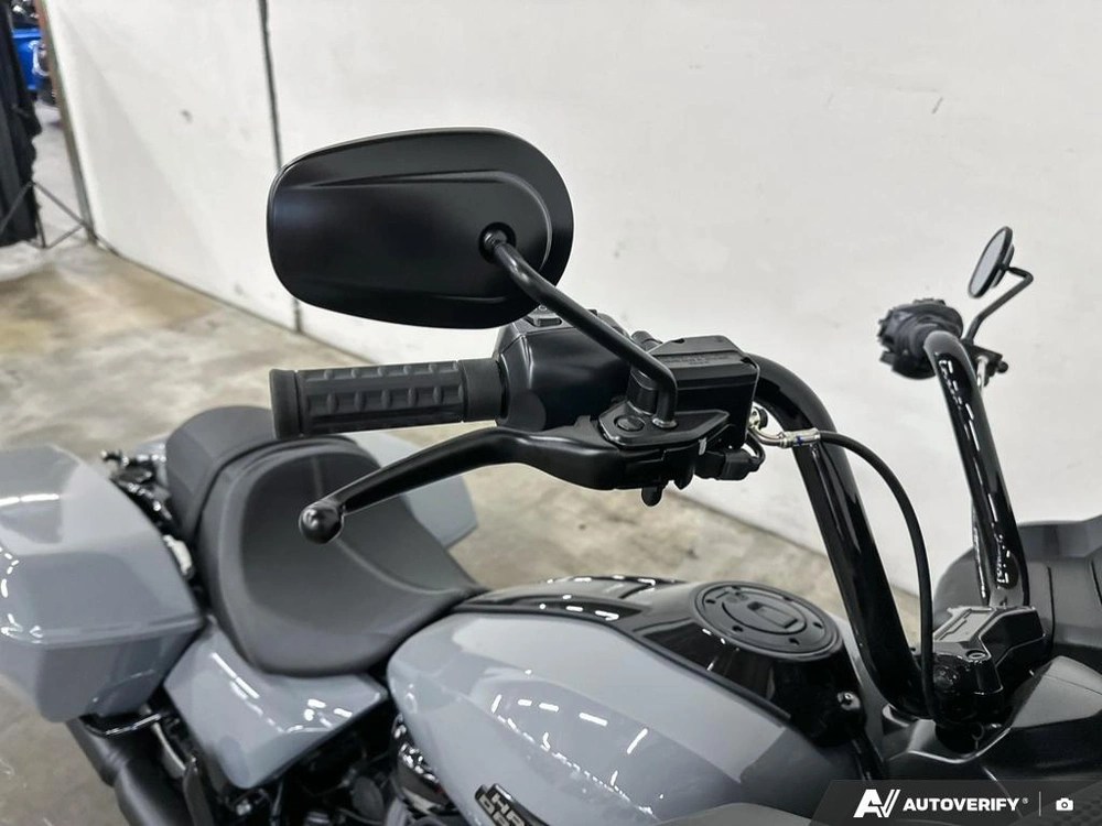 2026 Harley-davidson Road Glide alt