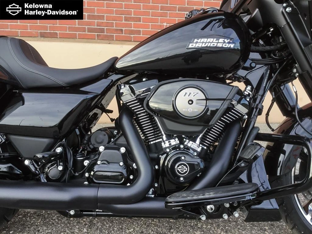 2026 Harley-davidson Flhx - Street Glide® alt