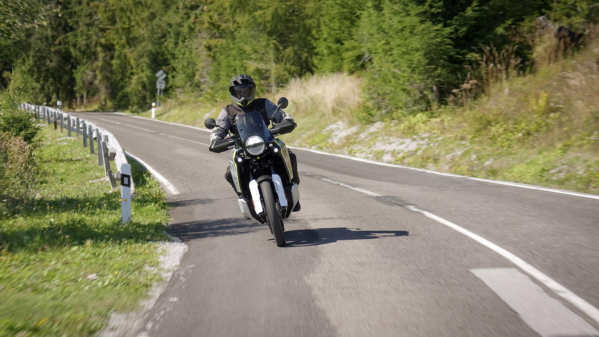 2027 Husqvarna Norden 901