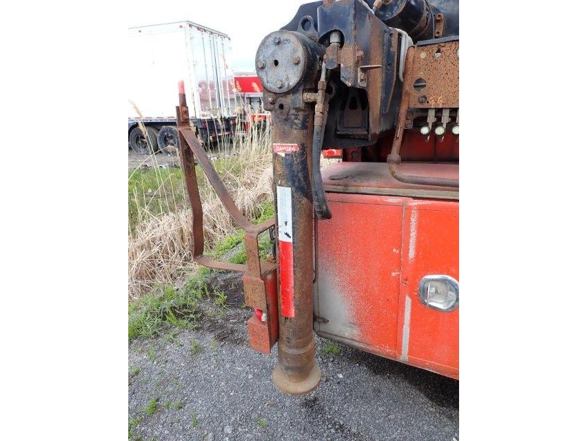 International 7600 2010