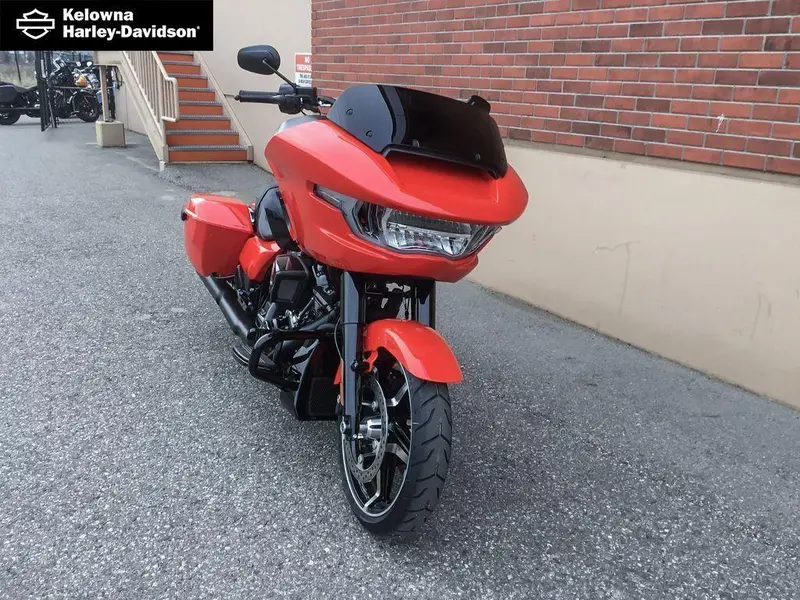 2026 Harley-Davidson FLTRX - Road Glide® thumbnail 2