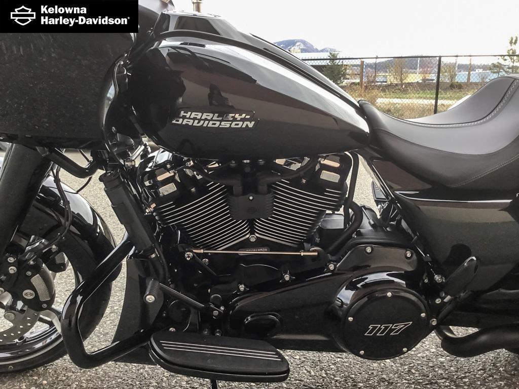 2026 Harley-Davidson FLTRX - Road Glide® thumbnail 23