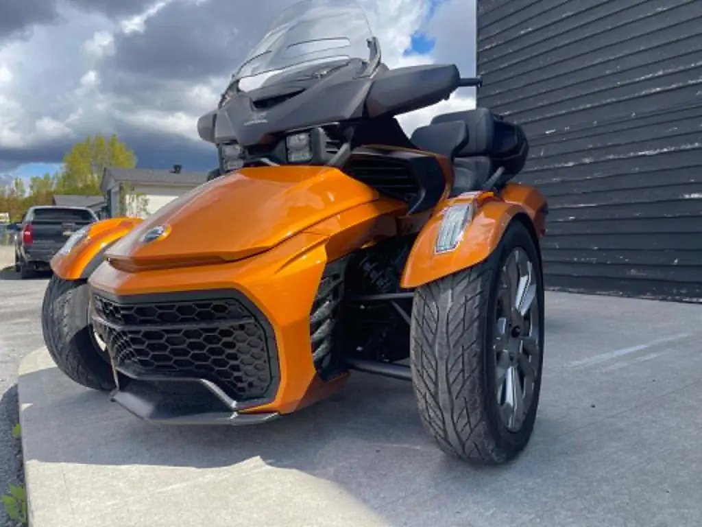 Can-Am ROADSTER F3 LIMITED  2024