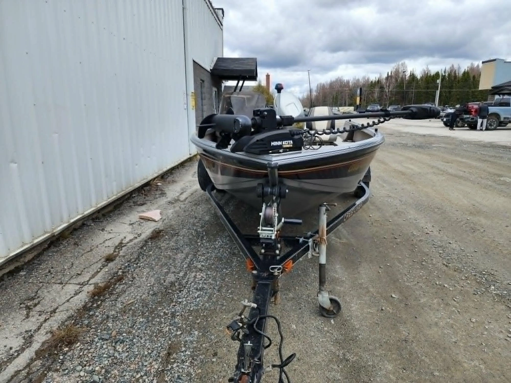 2007 Crestliner 1700 Fishhawk alt