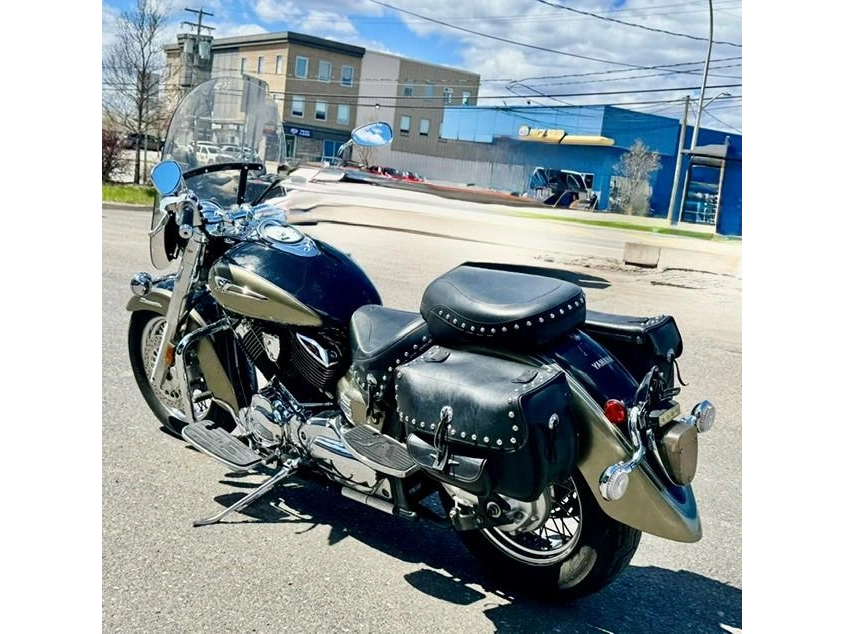 Yamaha V-star 1100 Classic 2005 alt