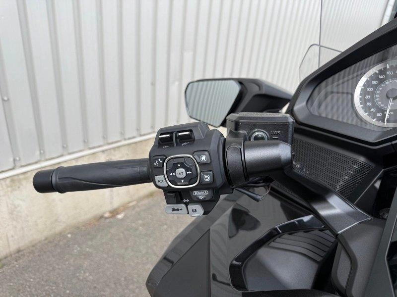 2026 Honda Gold Wing Tour alt