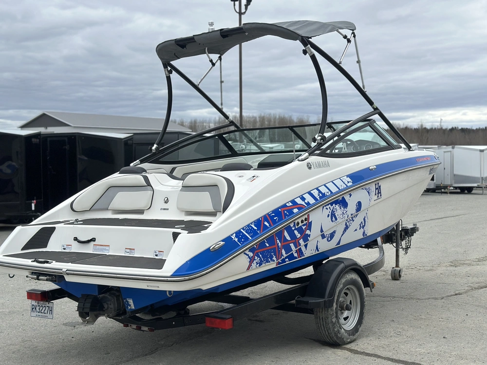 Yamaha Ar192 2015 alt