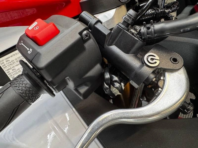 2026 Yamaha Yzf-r9 70e Anniversaire alt