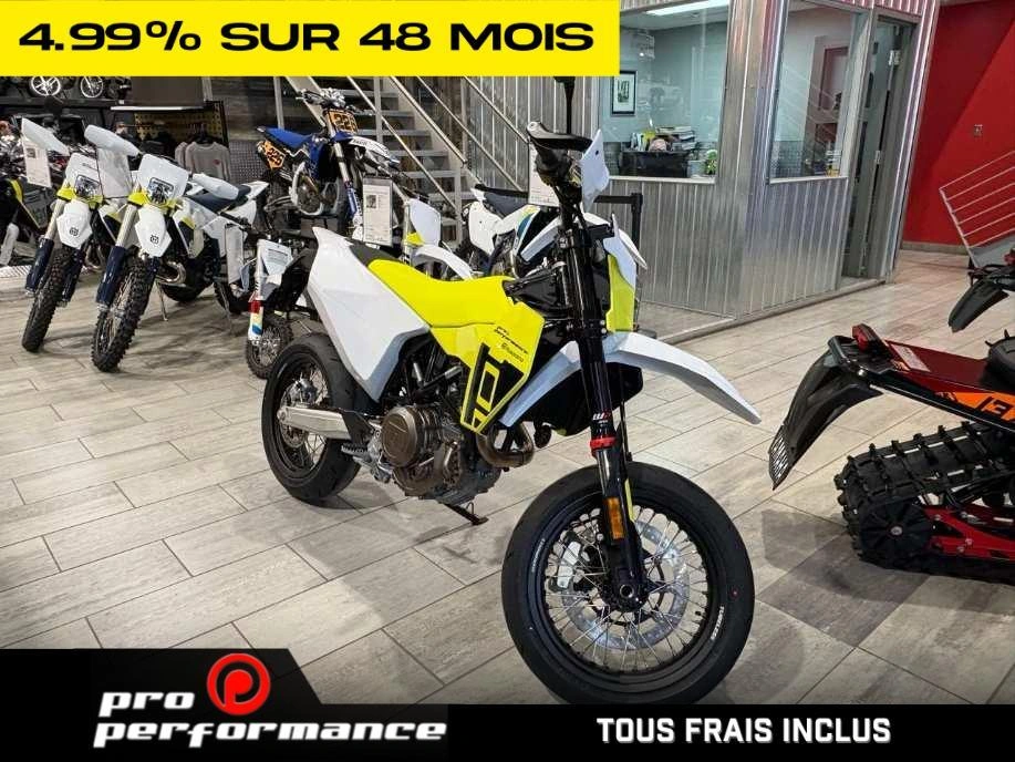 Husqvarna 701 Supermoto 2026 alt