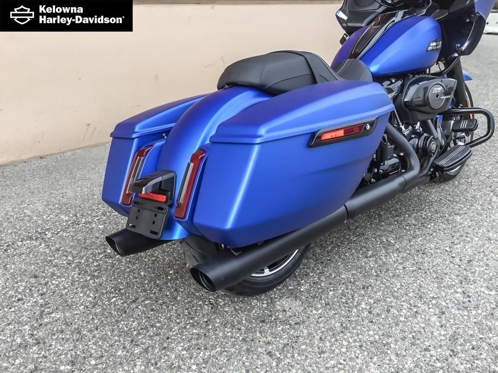 2026 Harley-Davidson FLTRX - Road Glide® thumbnail 7
