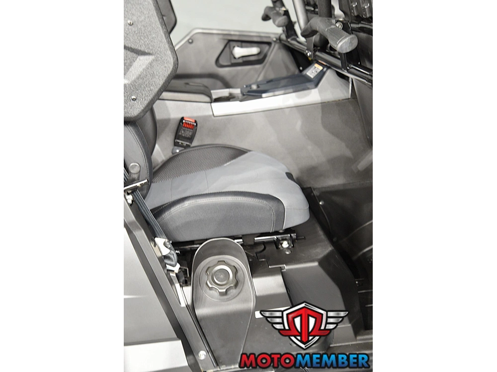 2025 Yamaha Wolverine Rmax4 1000 Xt-r alt