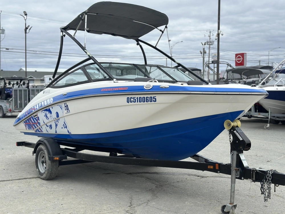 Yamaha Ar192 2015 alt