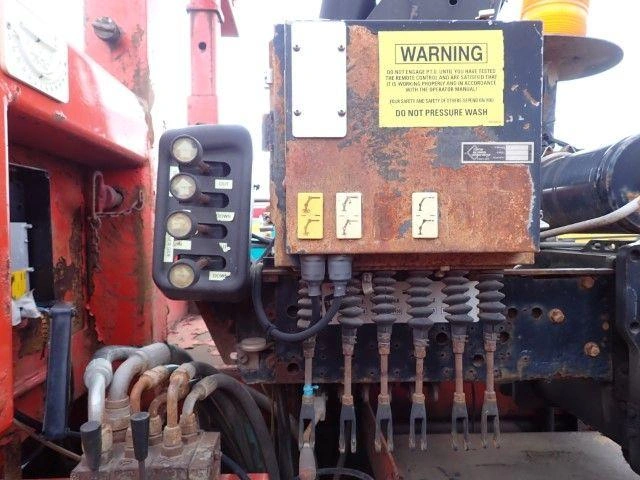 International 7600 2010