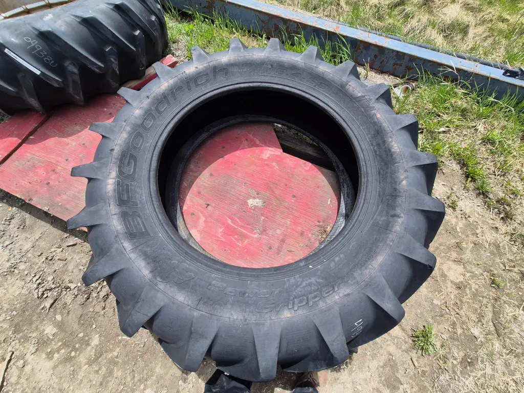 BFGoodrich 18.4-38 power gripper