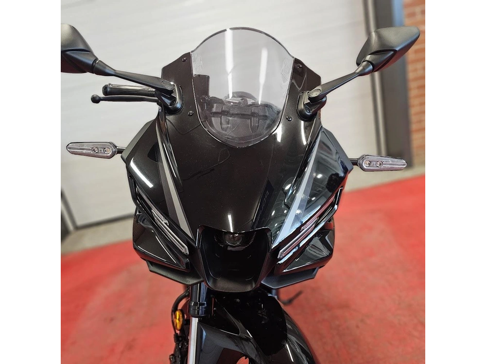 2026 Yamaha Yzf R3 Abs alt