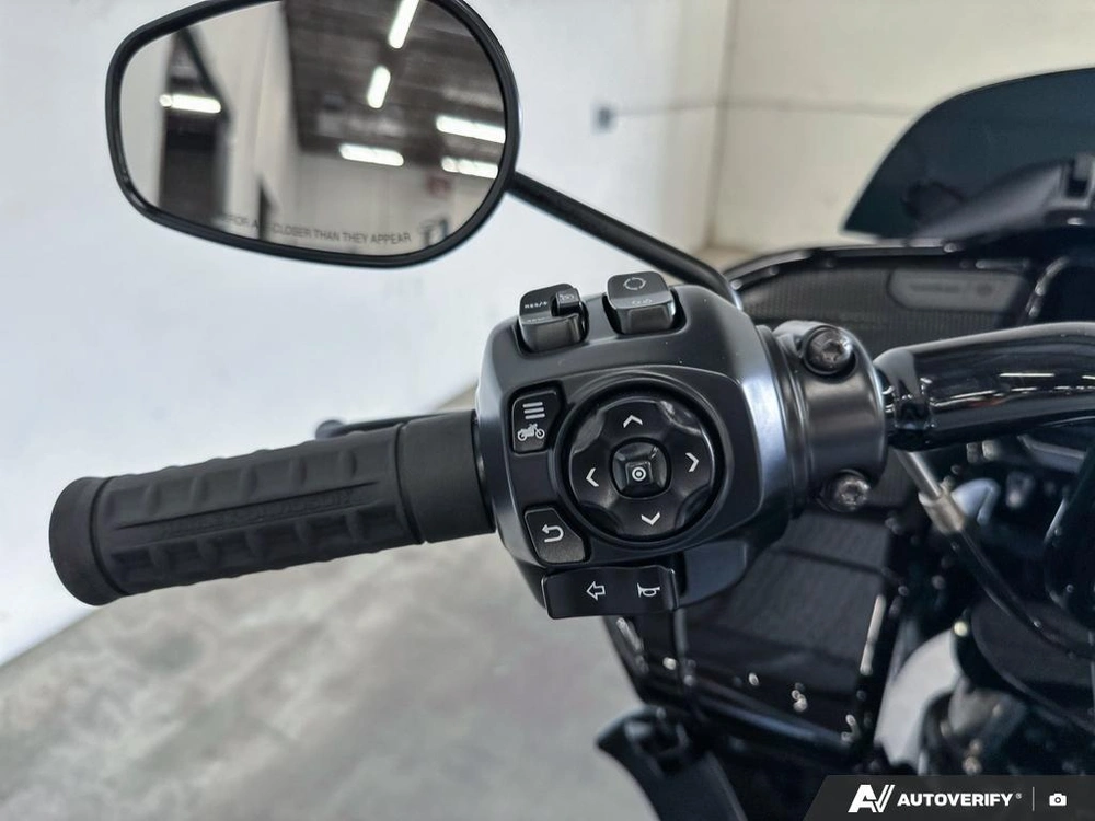 2026 Harley-davidson Road Glide 3 alt