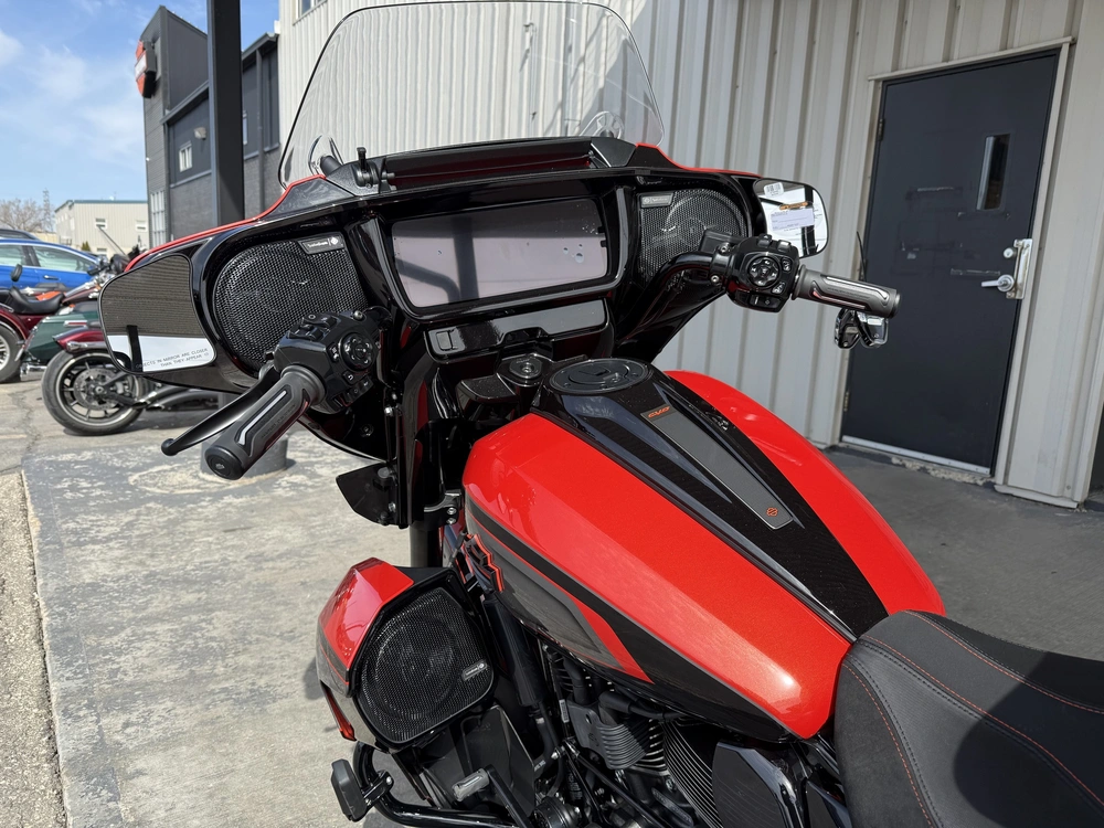 2026 Harley-davidson Cvo Street Glide Limited alt