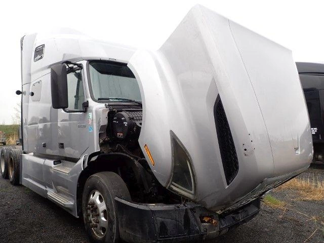 Volvo Vnl760 2019