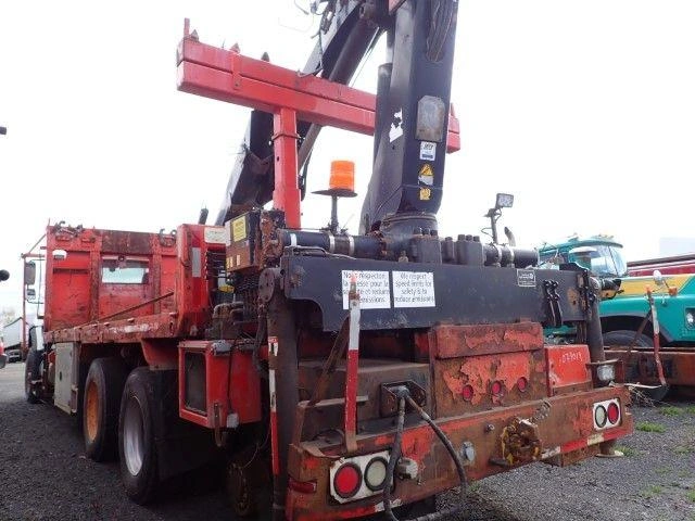 International 7600 2010