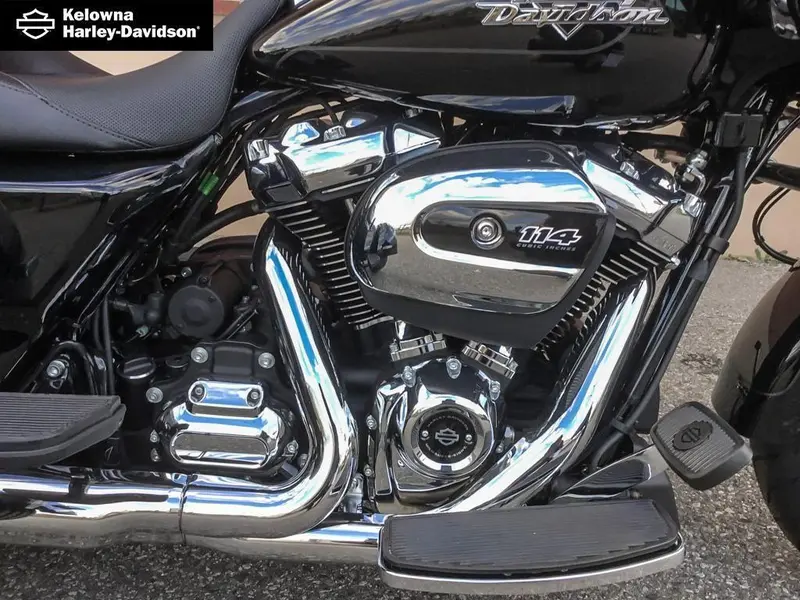 2025 Harley-Davidson FLTRT - Road Glide® 3 thumbnail 10