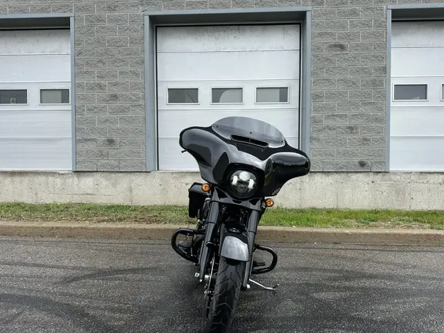 2023 Harley-Davidson Street GlideFLHXS