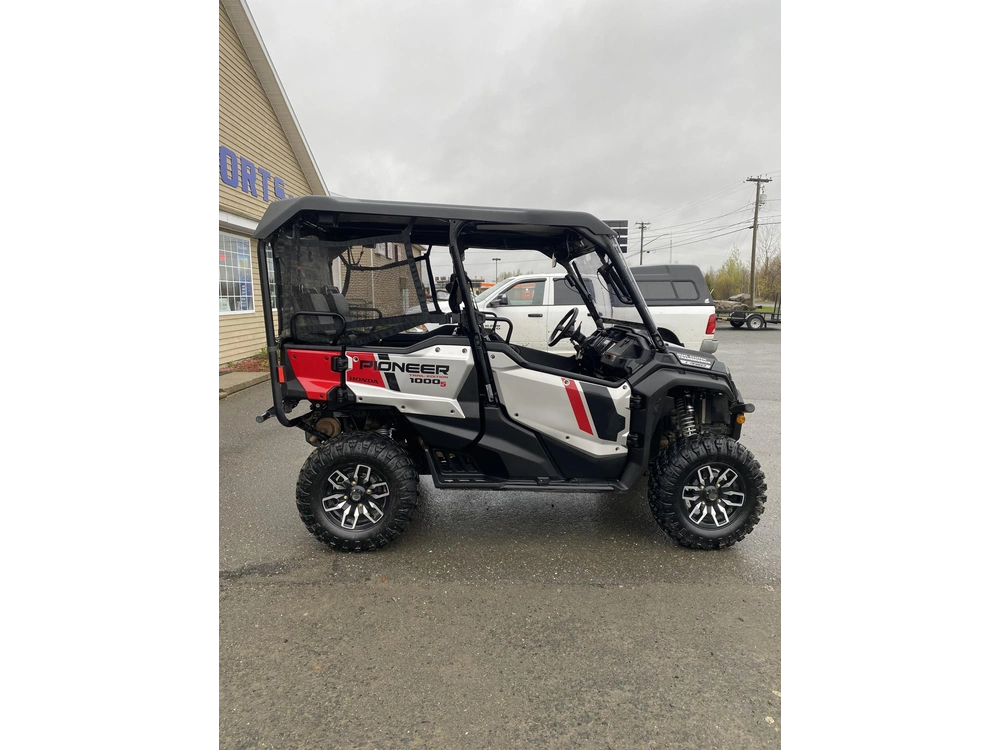 Honda Pioneer 1000-5 Trail 2022 alt