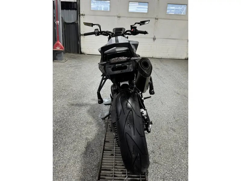 2024 KTM DUKE 790 thumbnail 3