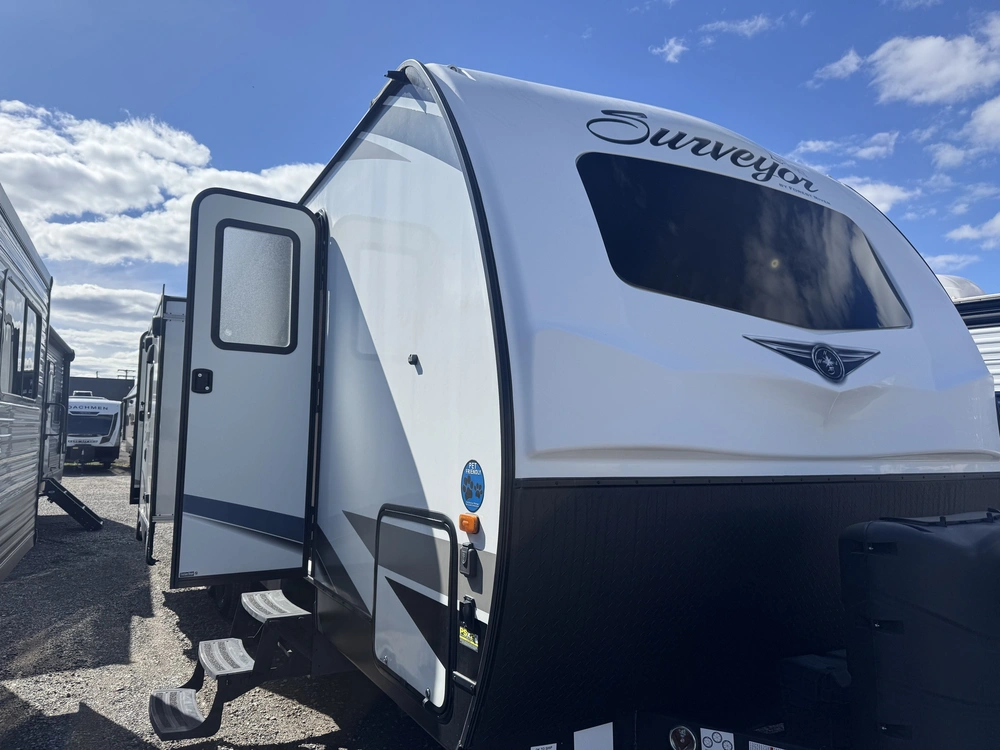 2020 Forest River Surveyor (tt) 266rlds alt