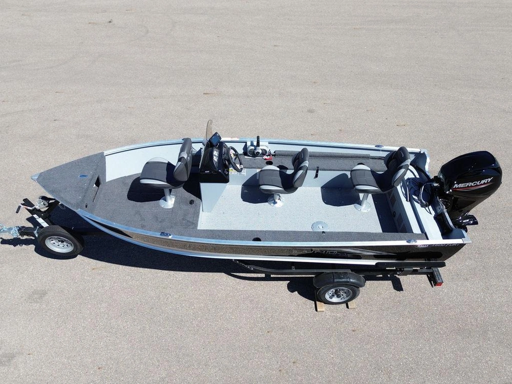 2025 Lund 1600 Fury Ss alt
