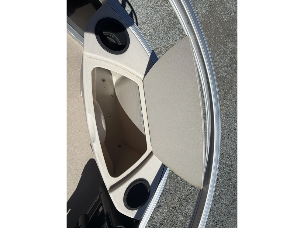 2012 Princecraft Vectra 19 2s alt