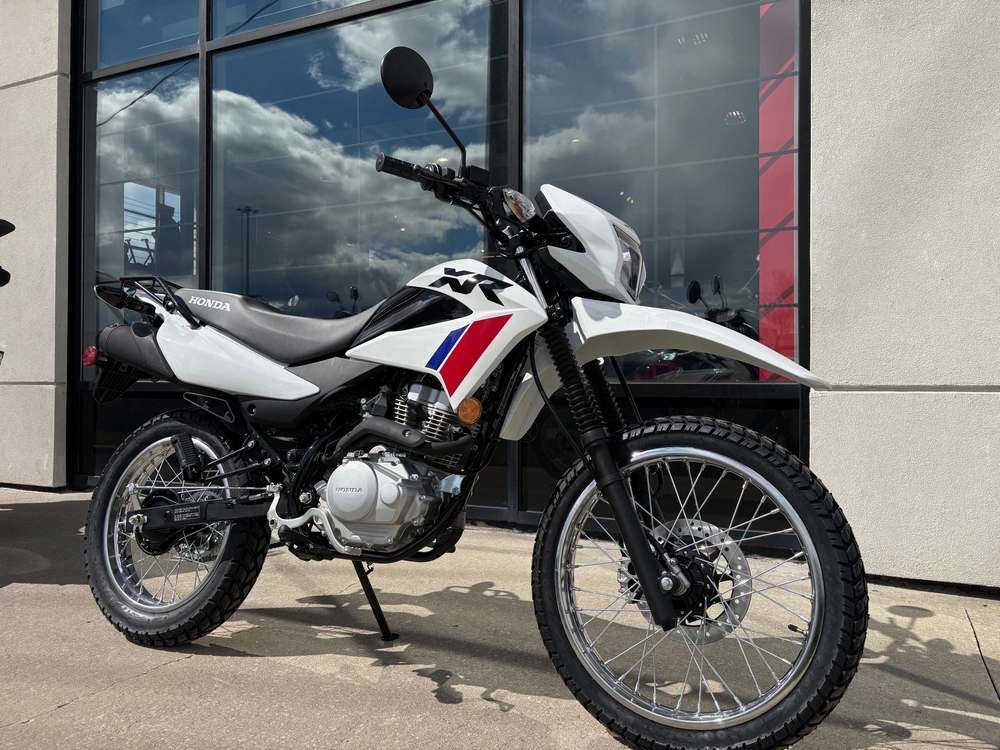 2026 Honda Xr 150l alt