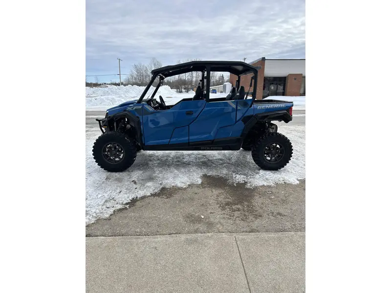 2026 Polaris GENERAL® XP 4 1000 Premium thumbnail 2