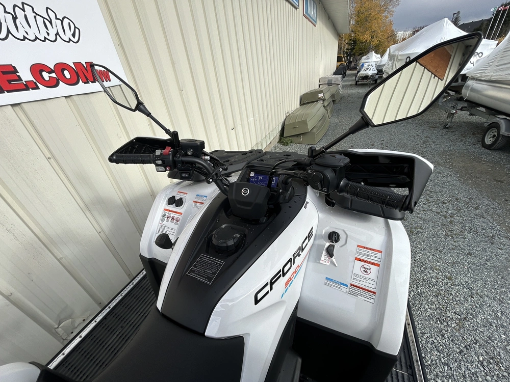 2026 Cfmoto Cforce 500 White alt
