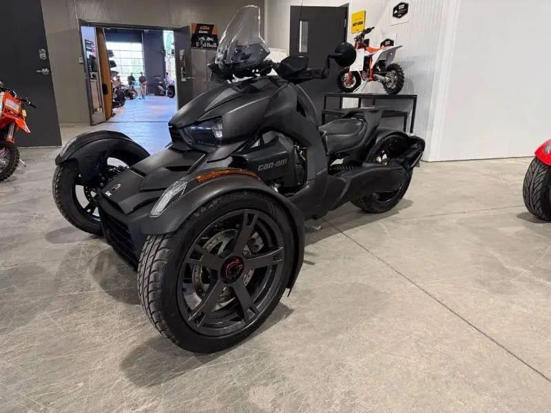 2021 Can-Am Ryker 900 ACE thumbnail 2