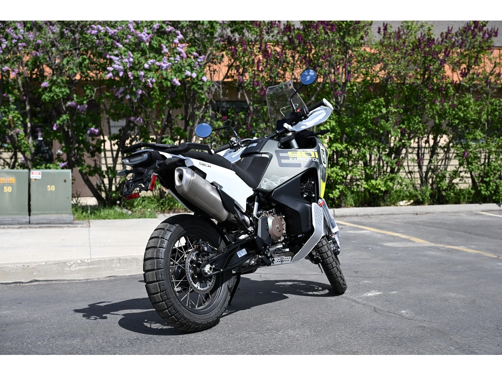 2025 Husqvarna Norden 901 Expedition alt