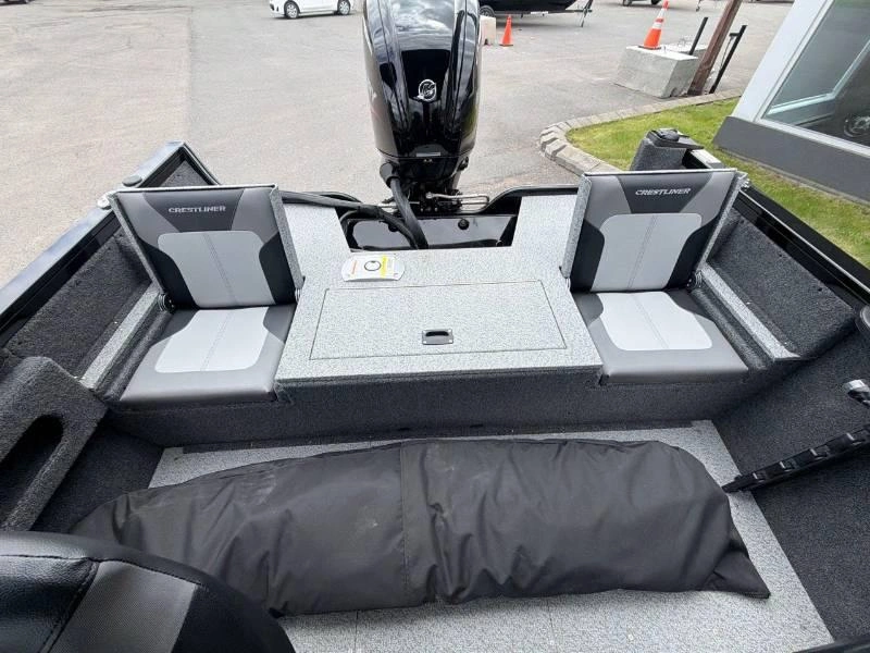 Crestliner 1650 Hawk Wt Jumpseat 2026 alt