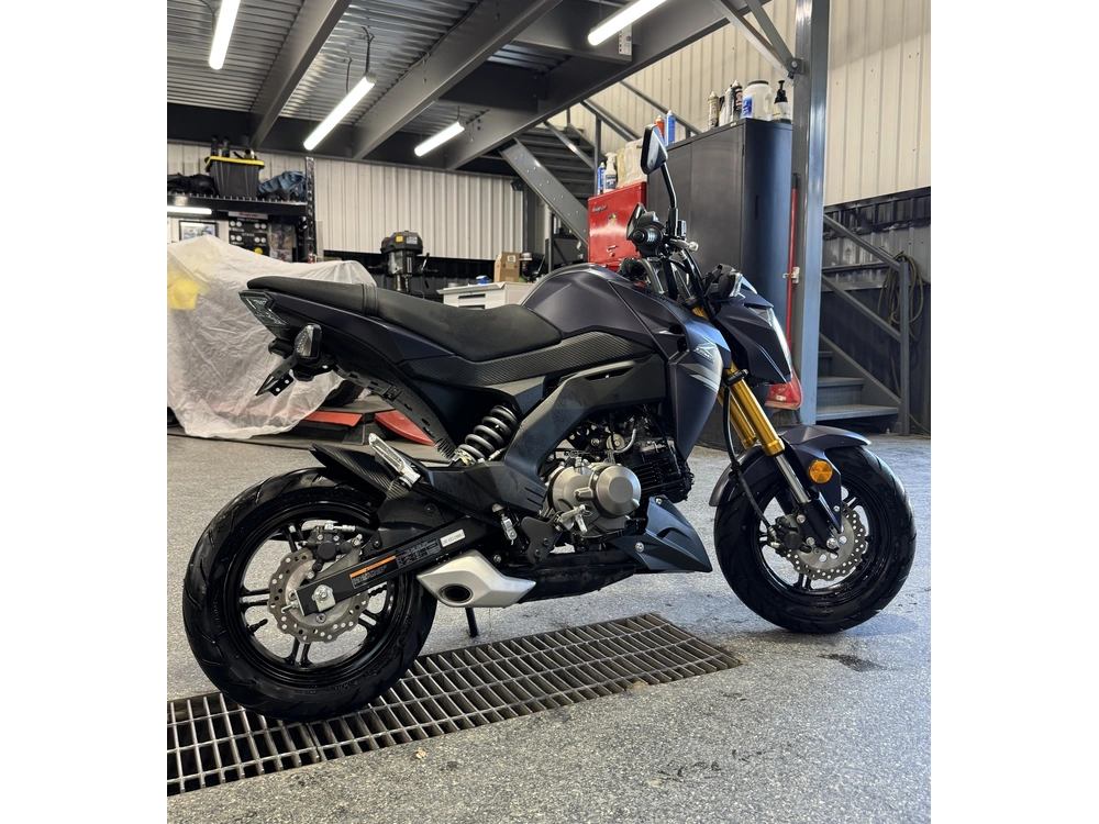 2020 Kawasaki Z125 Pro alt