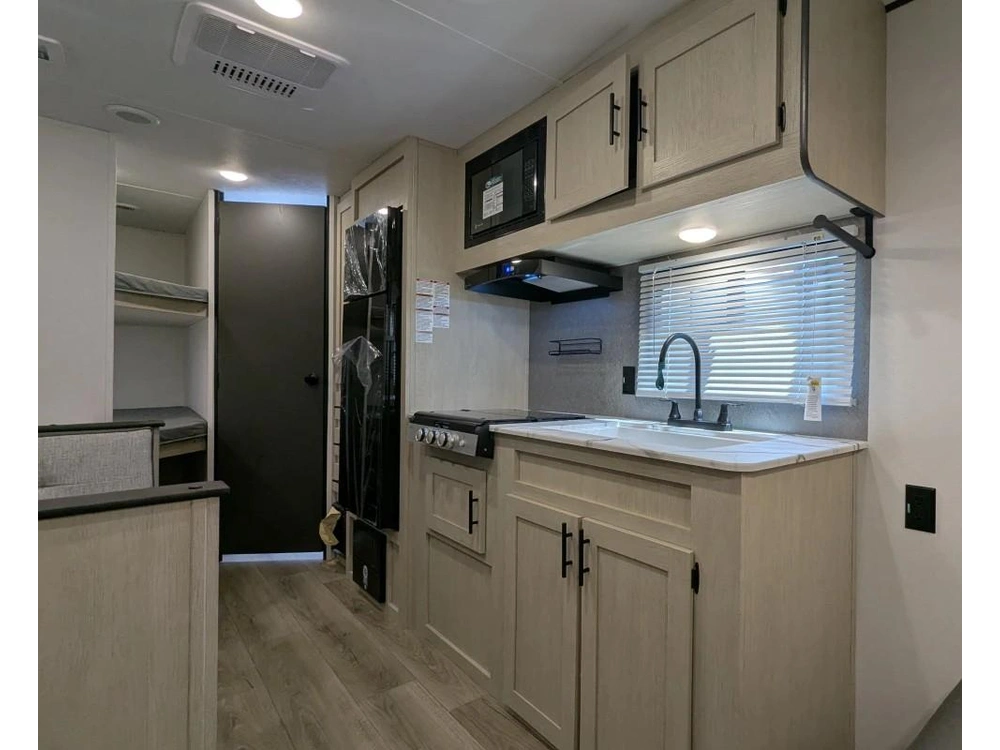 Forest River Shasta 526 Bh 2026 alt