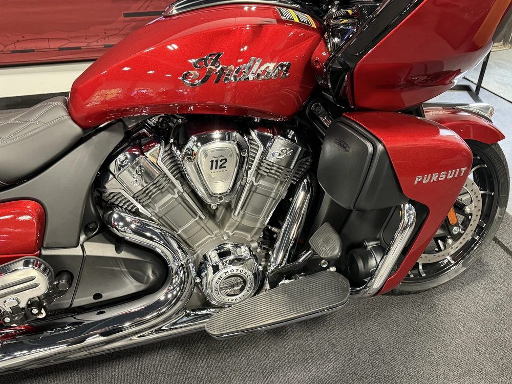 2026 Indian Motorcycle Pursuit Limited 112 alt