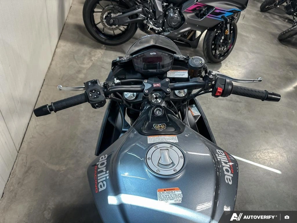 2023 Aprilia Tuono 660 alt